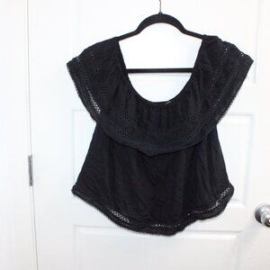 3/$30 Aritzia Wilfred Hollande‎ Black Off Shoulder Crochet Ruffle Crop Blouse XS
